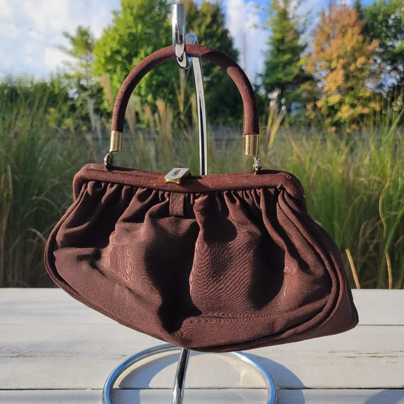 Vintage Fabric Handbag ~ CB Made in USA ~ Satin Lining ~ Attached Coin Purse - Picture 4 of 16